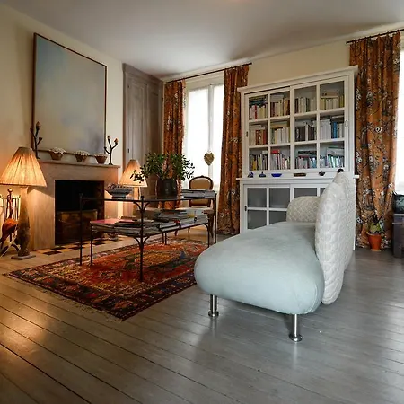 Logis Saint-leonard Bed & Breakfast 4*