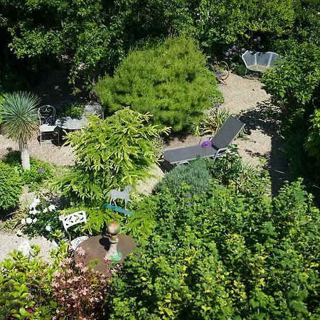 Logis Saint-leonard Bed & Breakfast 4*
